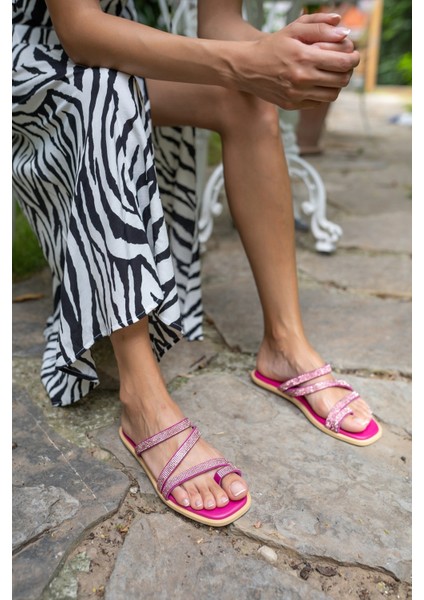 Jinx Kadin Fusya Gercek Deri Taşli Terlik fırsatları