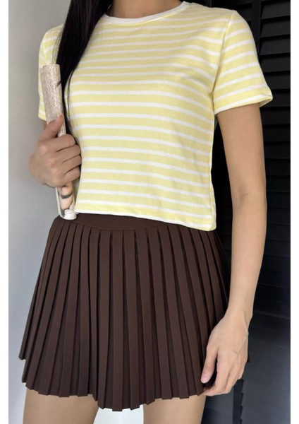 Kadın Şerit Desenli Bisiklet Yaka Tişört P-00018593