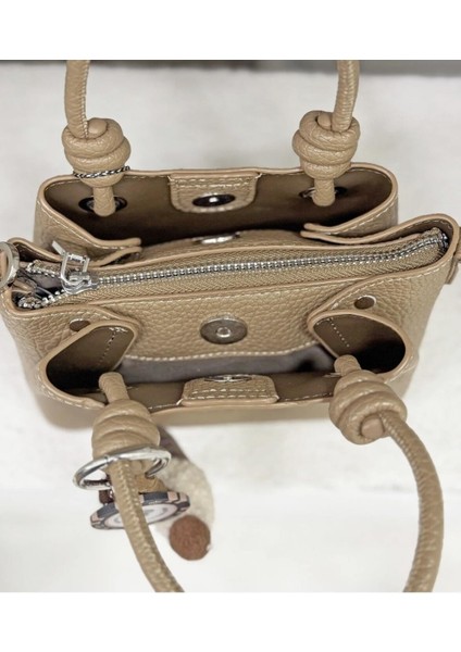 25YG613 Kadın Premium Çanta modelleri