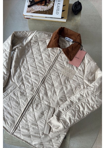 Marka Kadife Yaka Mont- Bej