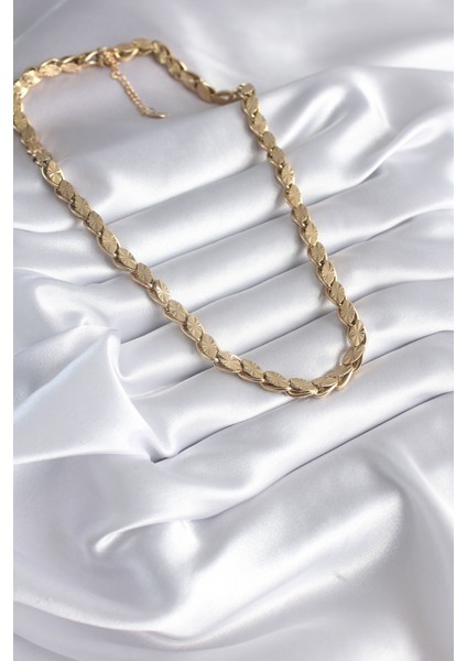 316L Çelik Gold Renk Lazer Kesim Arpa Zincir Model Kadın Kolye fiyatları