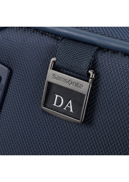 Spinner Respark 4 Tekerlekli 79 cm Büyük Boy Valiz fırsatları