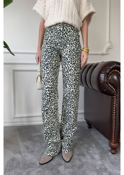 Kesik Paça Premium Pantolon- Ekru