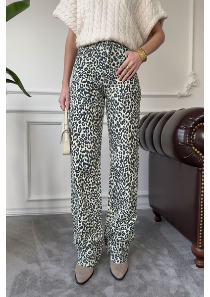 Kesik Paça Premium Pantolon- Ekru