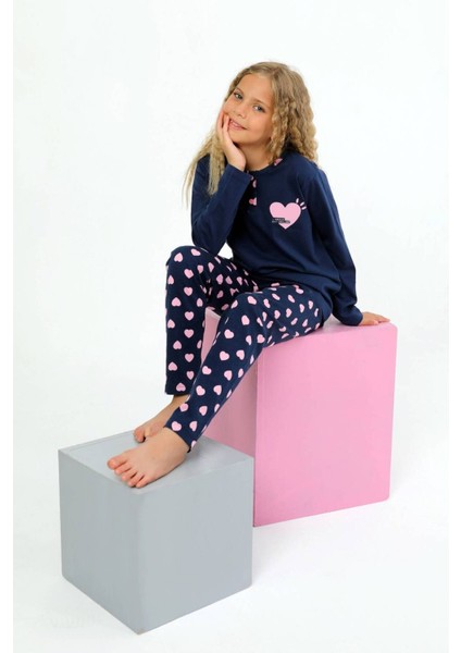 Kız Çocuk Kalp Baskılı Uzun Kollu %100 Pamuklu Düğme Detaylı Pijama Takımı 10/15 Yaş