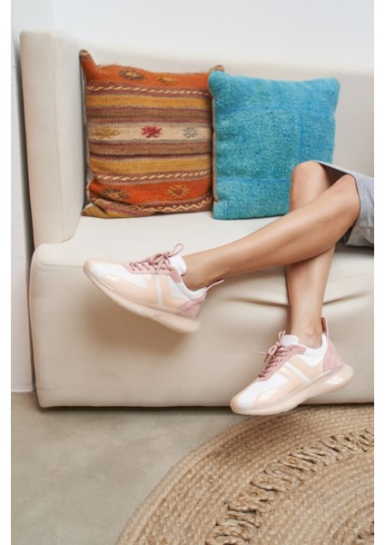 Fabiana Kadın Beyaz Pudra Seffaf Airtaban Detay Sneakers modelleri