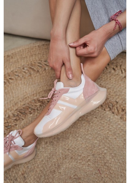 Fabiana Kadın Beyaz Pudra Seffaf Airtaban Detay Sneakers