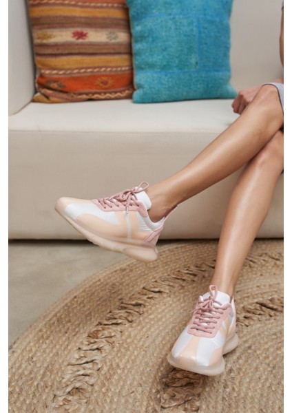 Fabiana Kadın Beyaz Pudra Seffaf Airtaban Detay Sneakers