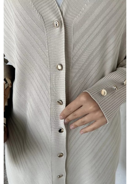 Desenli Ön Düğmeli Tesettür Triko Hırka (M-L-Xl Uyumludur) P-00018882 fırsatları