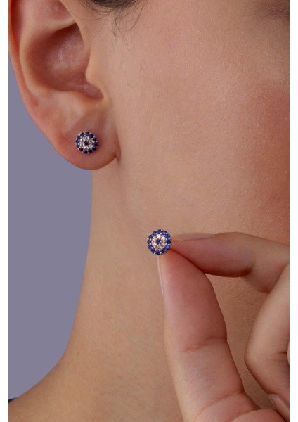 Yuvarlak Nazar Boncuğu Motifli Minimal Gümüş Küpe