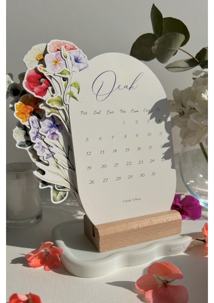 2026 Çiçekli Masa Takvimi | 12 Ay Özel Tasarım | Ahşap Standlı Dekoratif Takvim 2026 Floral Tasarım