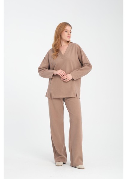 V Yaka Selanik Kumaş Kadın Sweatshirt indirimleri