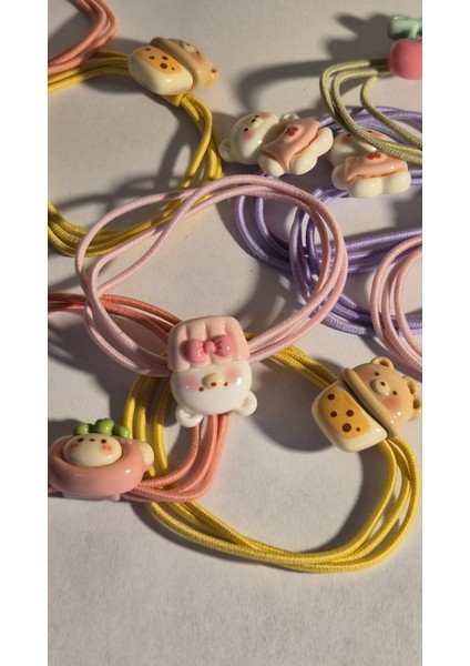 2 Adet Figürlü Lastik Toka Karışık