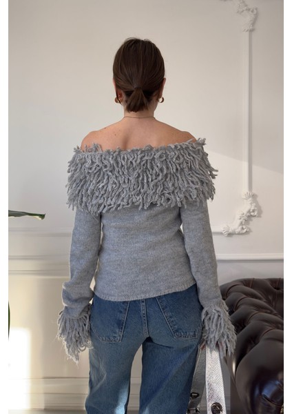 Madonna Yaka Püsküllü Kazak Gri