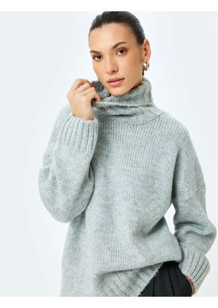 Uzun Kollu Balıkçı Yaka Oversize Kazak