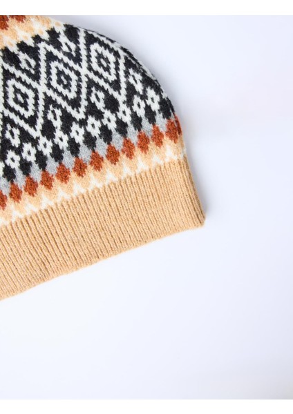 Kahverengi Baklava Desenli Ponpon Detaylı Bere fiyatları