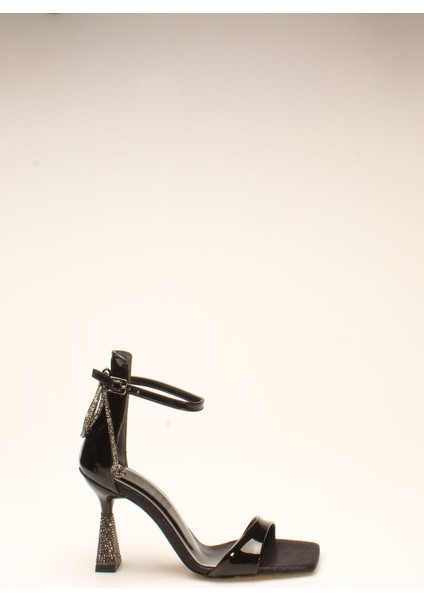 Idil Siyah Rugan Taşlı Kadın Topuklu modelleri