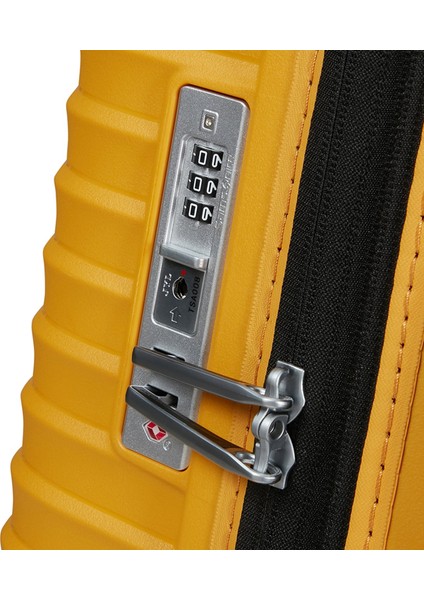 Spinner Upscape 4 Tekerlekli Orta Boy Valiz 68 cm fırsatları