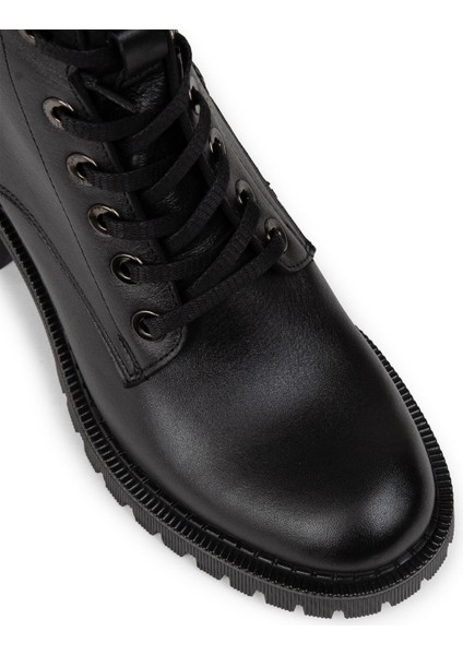 Kadın Siyah Hakiki Deri Topuklu Postal Bot - 61970ZSYHC01 fırsatları