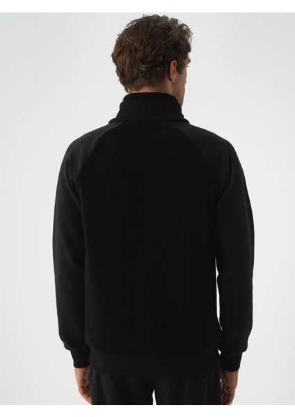 Erkek Siyah Pamuk Dokulu Regular Fit Sweatshirt fırsatları