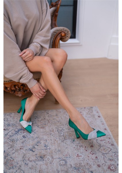 Joyce Kadın Yeşil Saten Taş Detay Topuklu Ayakkabi fiyatları