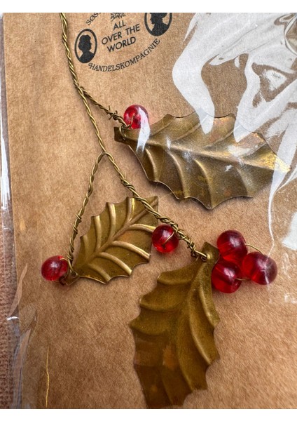 Yaprak Figürlü Yılbaşı Ağacı Süsü modelleri