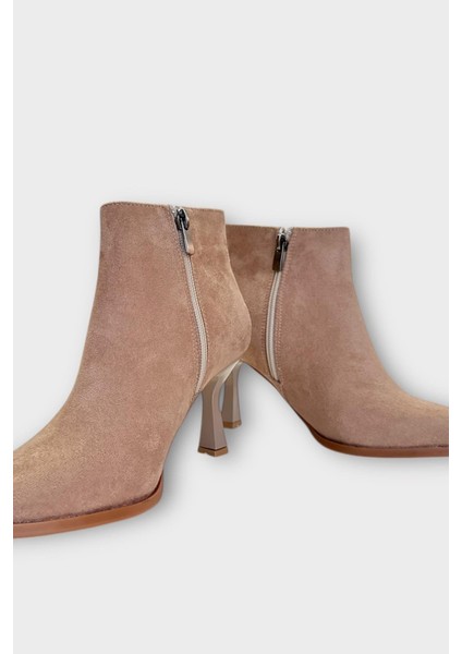 Topuklu Fermuarlı Kadın Bot (8 Cm) Vizon modelleri