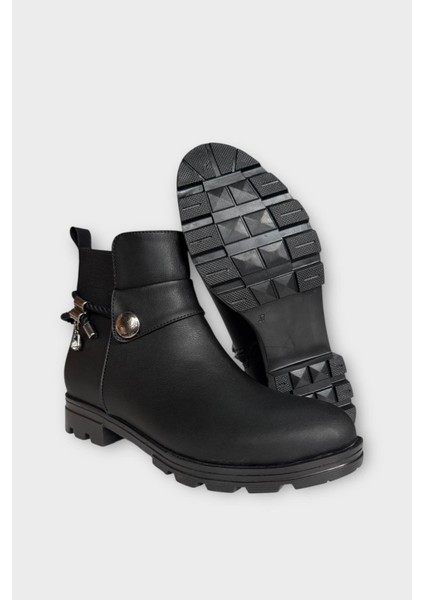 Kadın Fermuarlı Tarz Klasik Bot Siyah