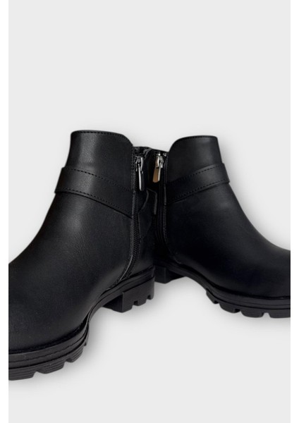 Kadın Tarz Toka Detaylı Günlük Klasik Bot Siyah - Siyah modelleri