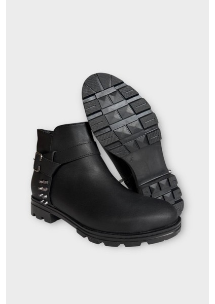 Kadın Tarz Toka Detaylı Günlük Klasik Bot Siyah - Siyah