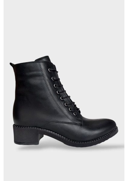 Kadın Bağcık Detaylı Fermuarlı Kalın Topuk Bot Siyah