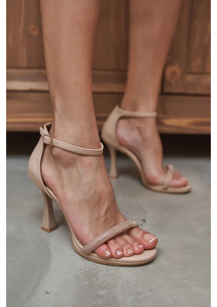 Eliana Kadin Gumus Taş Detay Platform Topuklu Abiye Ayakkabi fiyatları