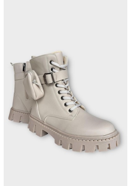 Kadın Çanta Detay Yüksek Kalın Taban Bağcıklı Fermuarlı Bot Bej fiyatları