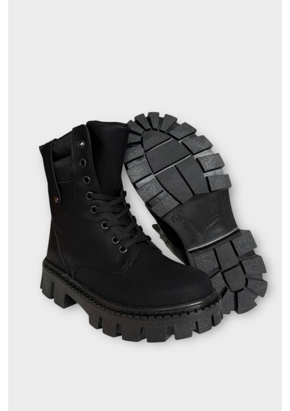 Kadın Fermuarlı Kalın Taban Bot Siyah
