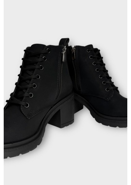 Kadın Bağcık Detaylı Fermuarlı Kalın Topuk Bot Siyah - Füme modelleri