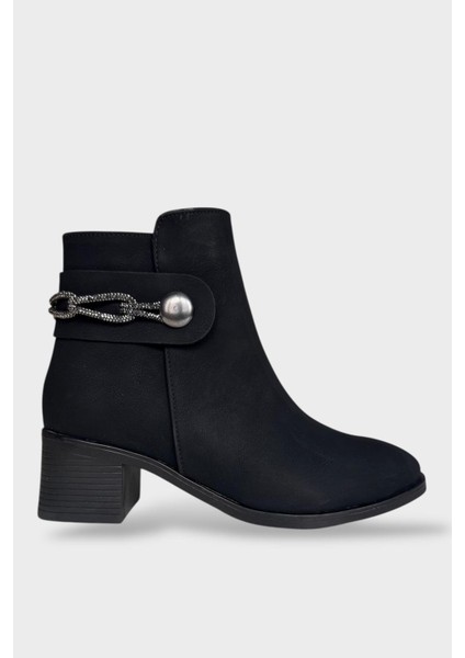 Kadın Taş Zincir Detaylı Topuklu Kadın Bot Siyah - Füme