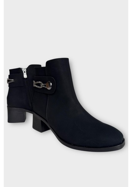 Kadın Taş Zincir Detaylı Topuklu Kadın Bot Siyah - Füme fiyatları