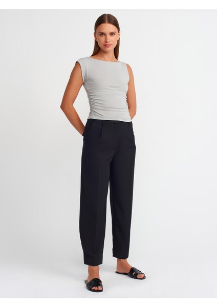 Asimetrik Burgu Detaylı Bluz fırsatları