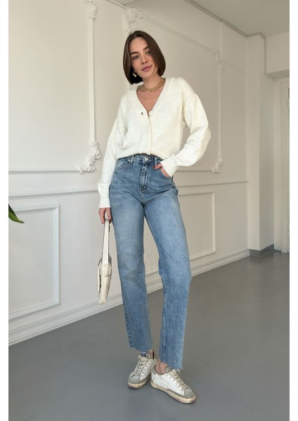 Kesik Paça Boyfit Jean- Mavi