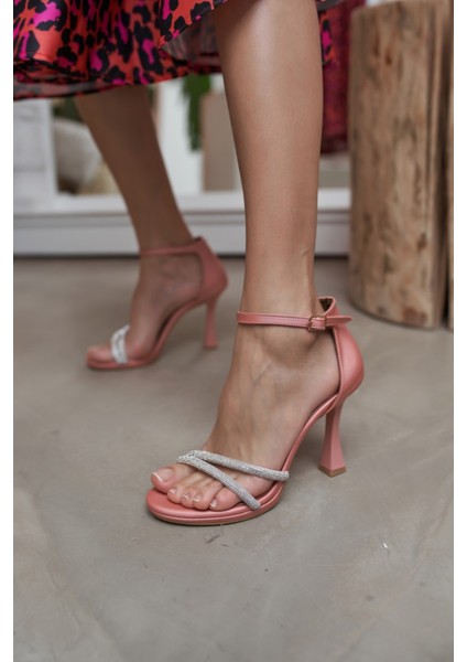 Kasia Kadın Bej Saten Taş Detay Topuklu Abiye Ayakkabi fırsatları