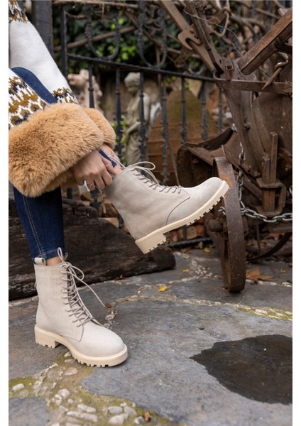 Alvis Kadın Bej Gercek Suet Postal Bot modelleri