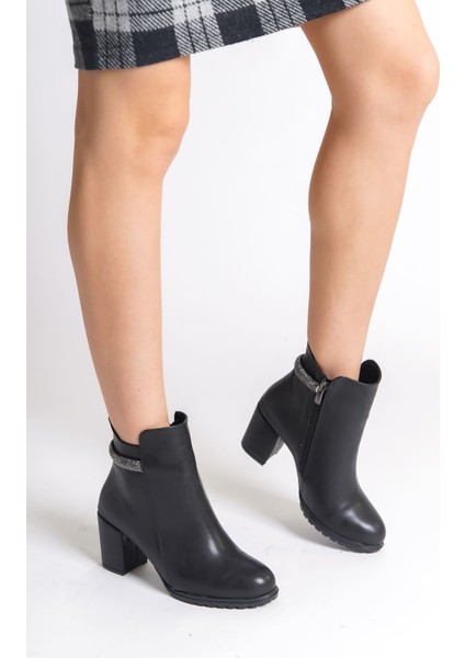 LIA Fermuarlı Ortopedik Taban Taşlı Topuklu Kadın Bot CST - Siyah
