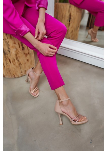 Kasia Kadın Bej Saten Taş Detay Topuklu Abiye Ayakkabi fiyatları