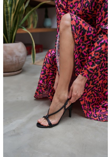 Alina Kadın Siyah Topuklu Sandalet Ayakkabi fırsatları