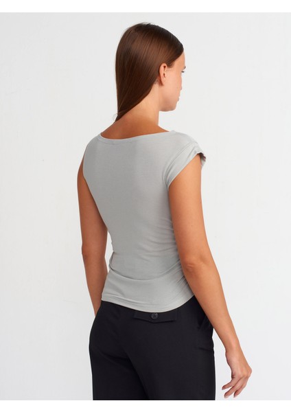 Asimetrik Burgu Detaylı Bluz fiyatları