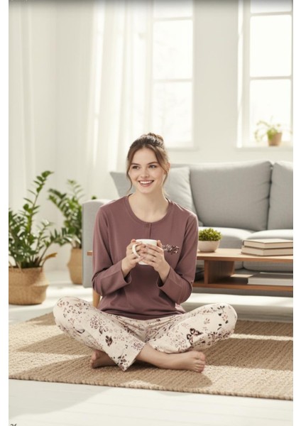 Gül Kurusu Uzun Kollu Çiçek Desenli Rahat Kadın Pijama Takımı fırsatları