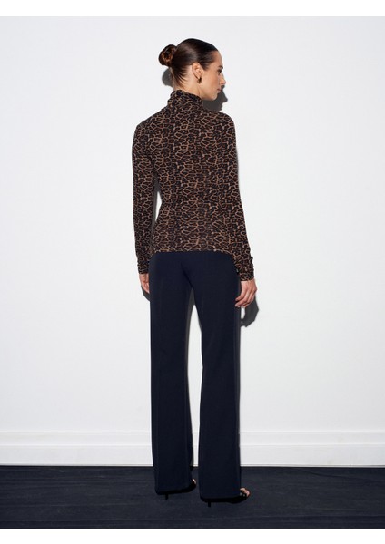 32321 Leopar Desen Balıkçı Yaka Top-Kahve fiyatları