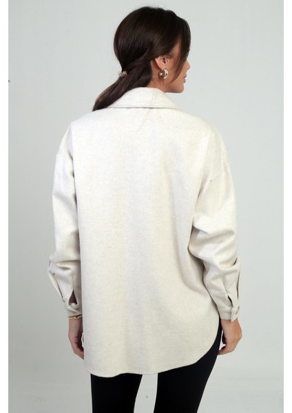 Kadın Önü Düğmeli Cepli Gömlek fırsatları