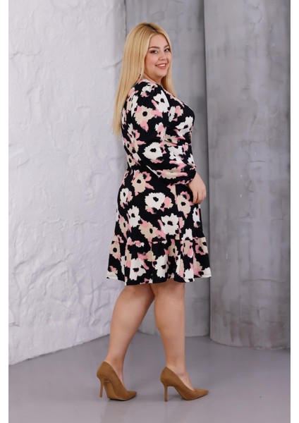 Kadın Siyah Pembe Çiçek Desen Kruvaze Yaka Esnek Bel Büyük Beden Elbise