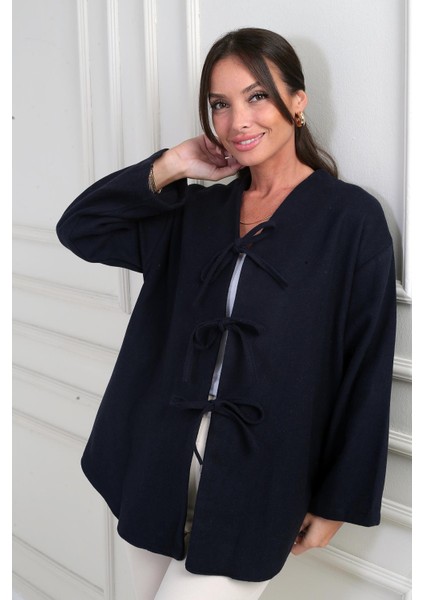 Kadın Önü Bağcıklı 3 Iplik Kaşe Hırka